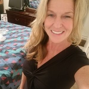 Meet your Posher, Vicki